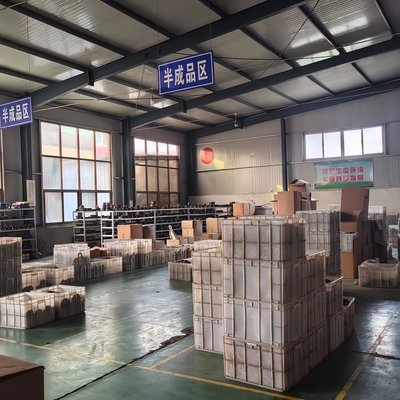 Machine de concassage noire à bande de convoyeur en nylon rond sans fin NN100 pour la fabrication OEM/ODM