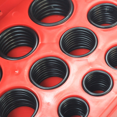 Couleurs personnalisées NBR O-ring Kit pour le cylindre hydraulique de l'excavatrice Injecteur d'huile de joint ensemble