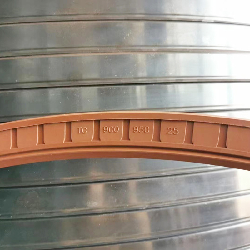900*950*25 TC Oil Seal en caoutchouc NBR FKM Parfait pour les applications de scellement